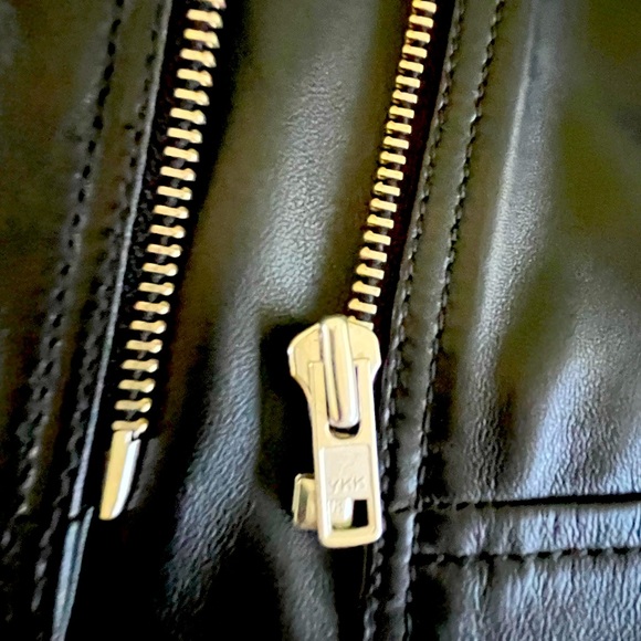 Boden Morleigh Jacket Black Leather EUC Biker Moto Zippers Cropped UK 10 - Picture 12 of 16